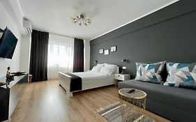 Luxury Studio